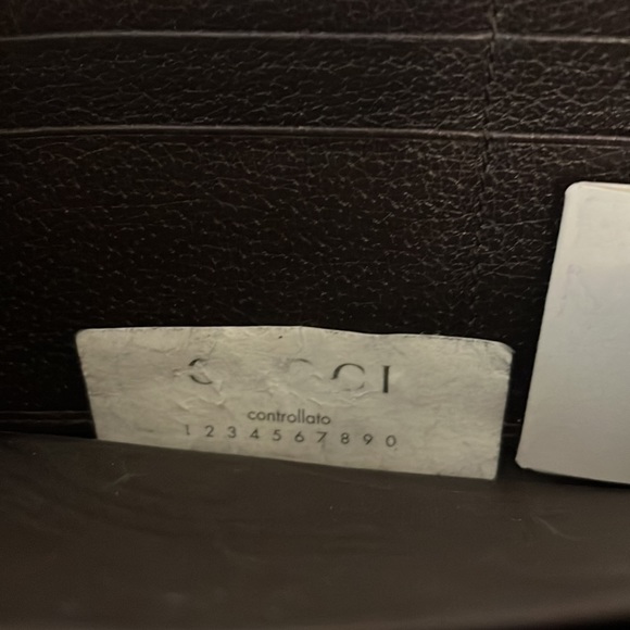 GUCCI WALLET - Picture 9 of 9